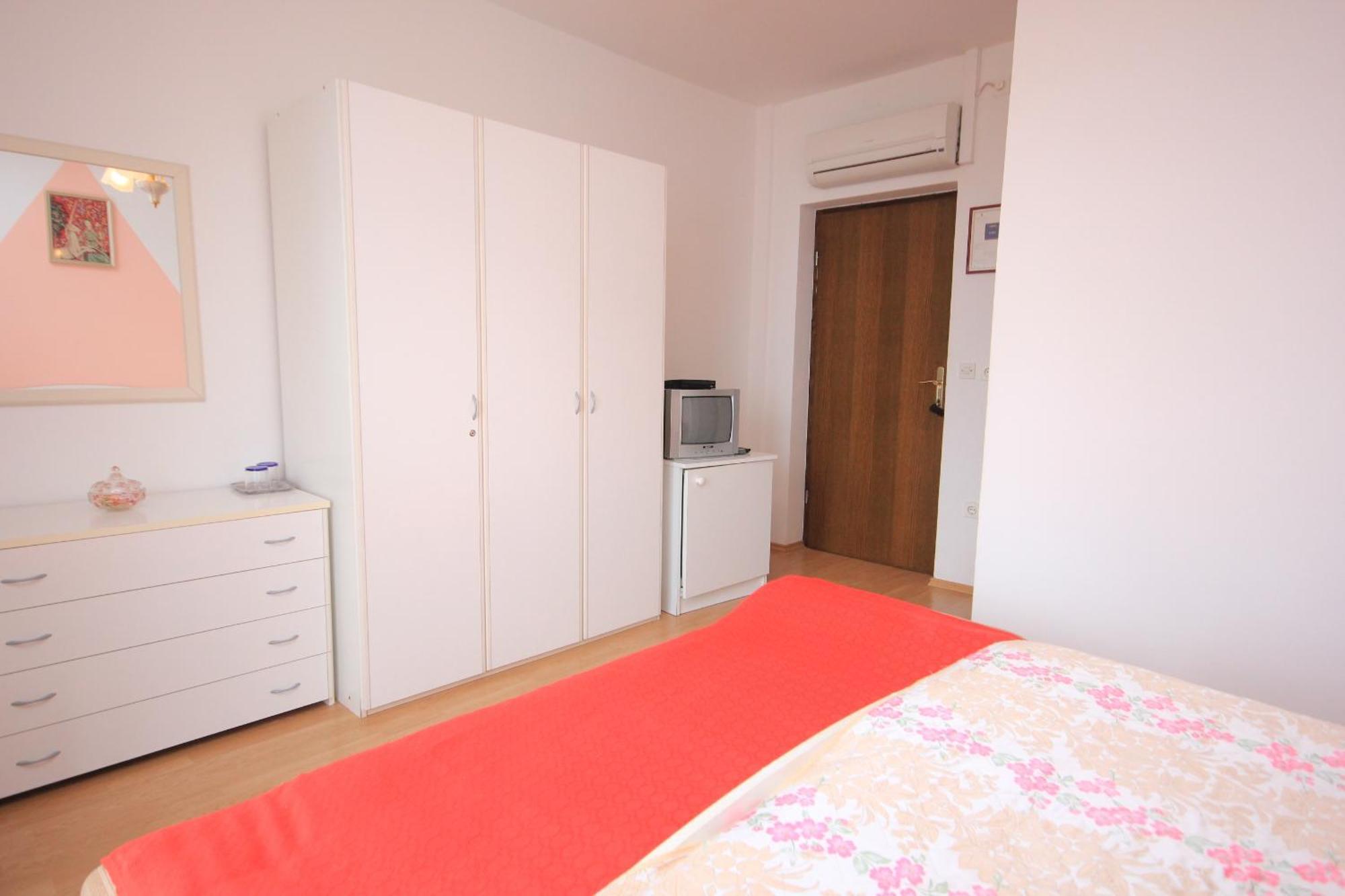 Apartments And Rooms By The Sea Medveja, Opatija - 2305 Lovran Quarto foto